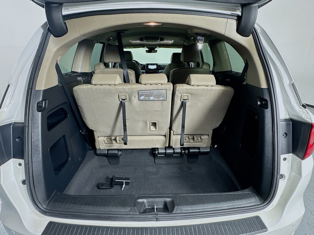 Used Car 2021 Honda Odyssey  Touring For Sale Under $30,000 In Austin, Texas