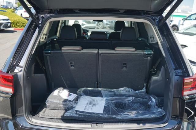 Thumbnail: 2026 Volkswagen Atlas - 11