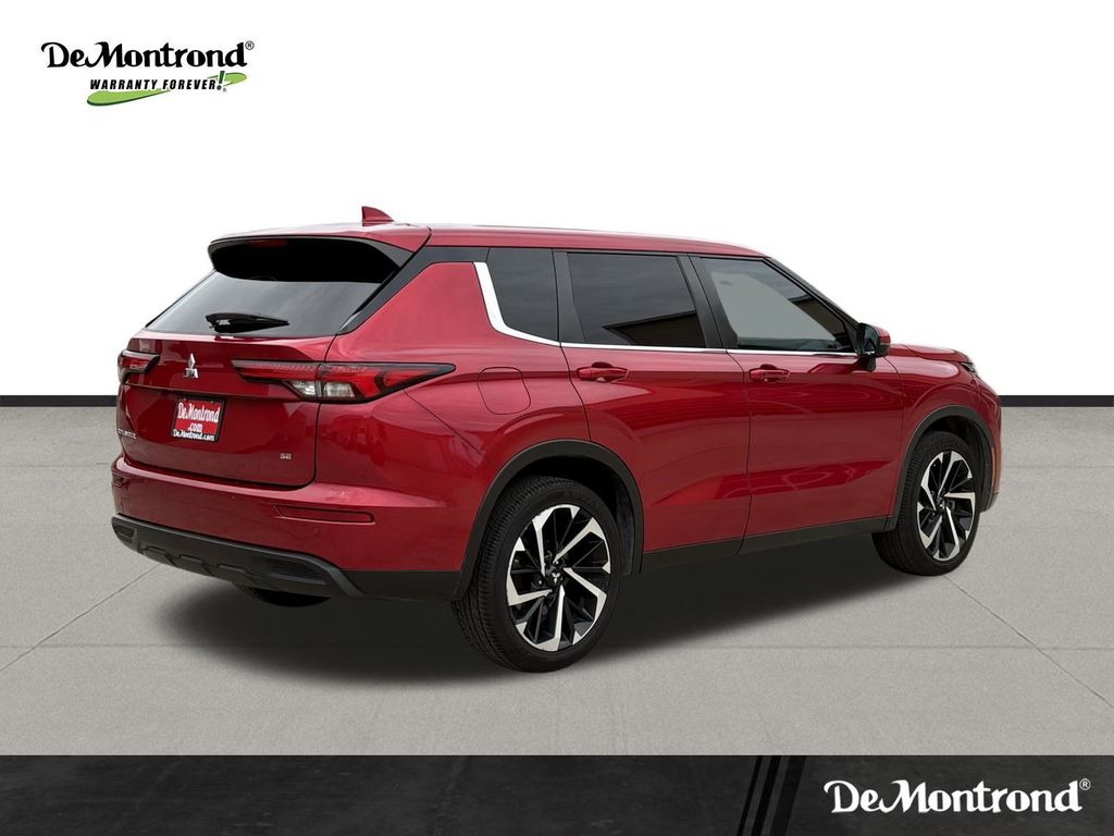 2022 Mitsubishi Outlander SE  at North Houston Mitsubishi