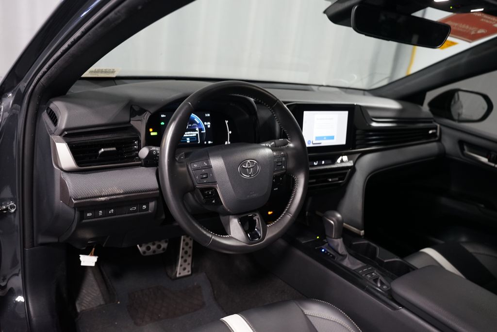Thumbnail: 2025 Toyota Camry - 7