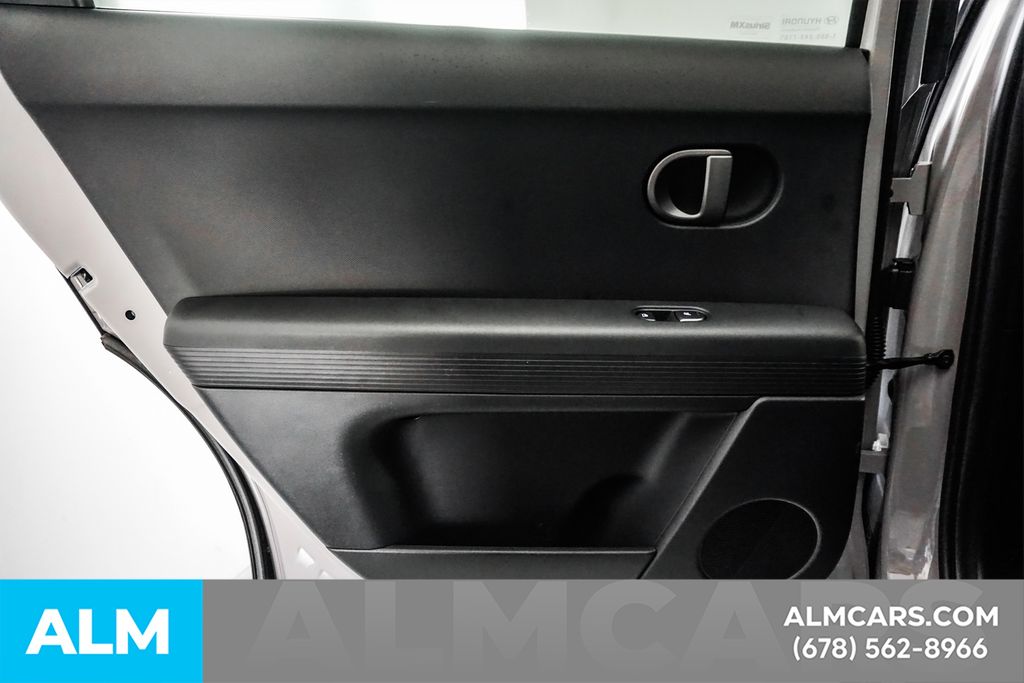 Used 2025 Gray Hyundai SEL image 53