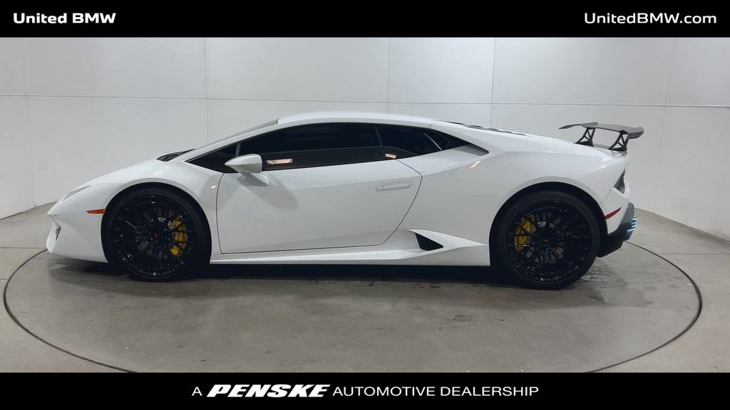 Thumbnail: 2017 Lamborghini Huracan - 5