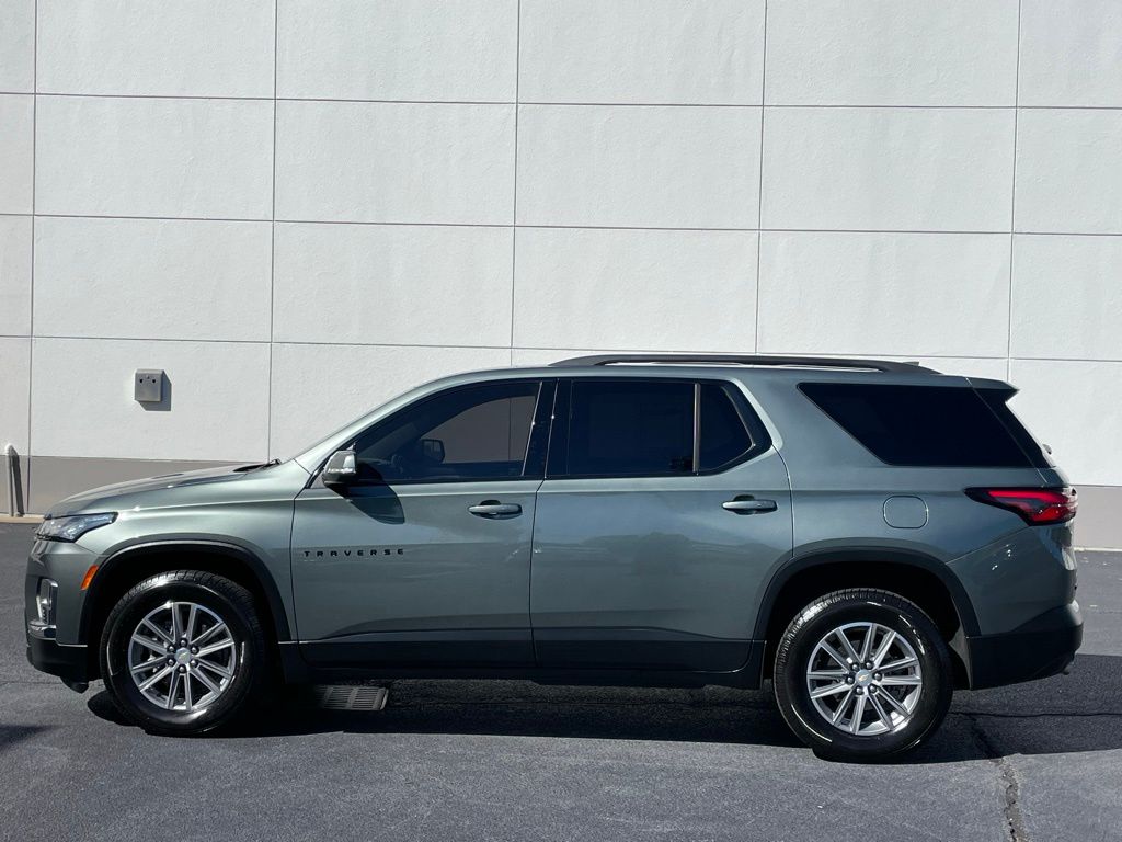 Thumbnail: 2022 Chevrolet Traverse - 2