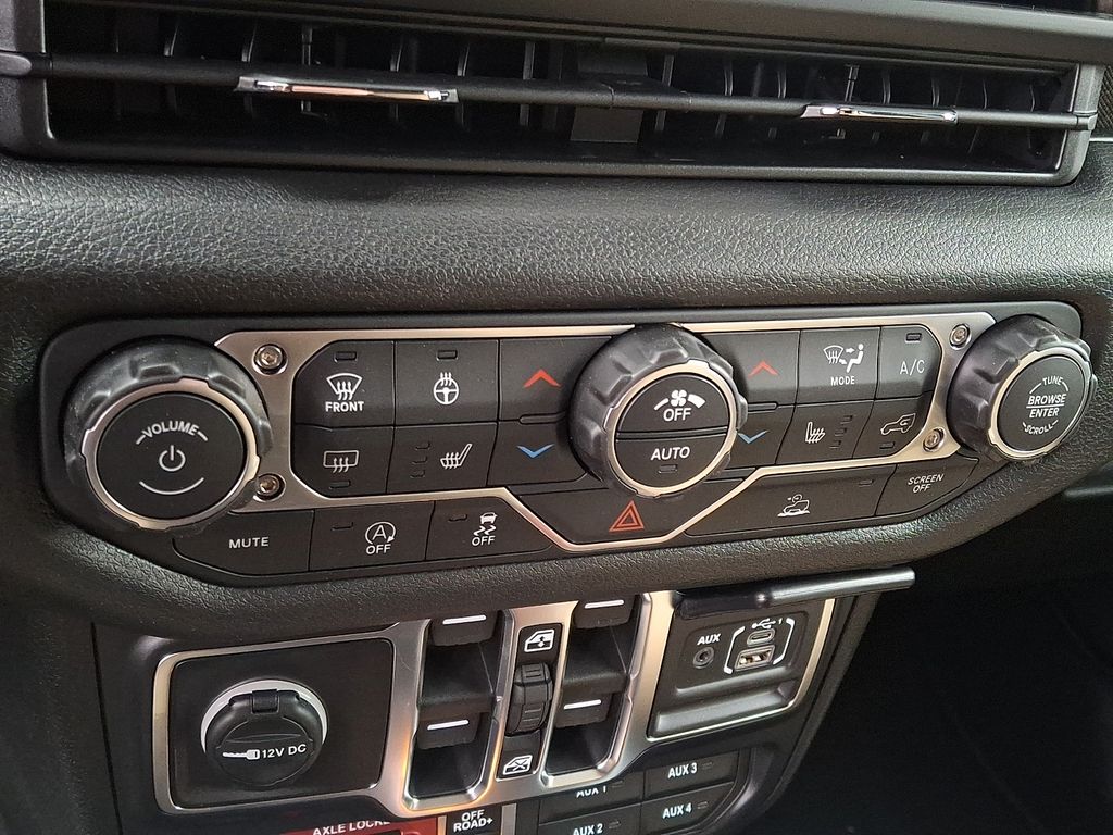 New 2026 Jeep Wrangler SUV