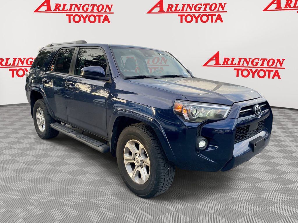 2023 Toyota 4Runner SR5's photo
