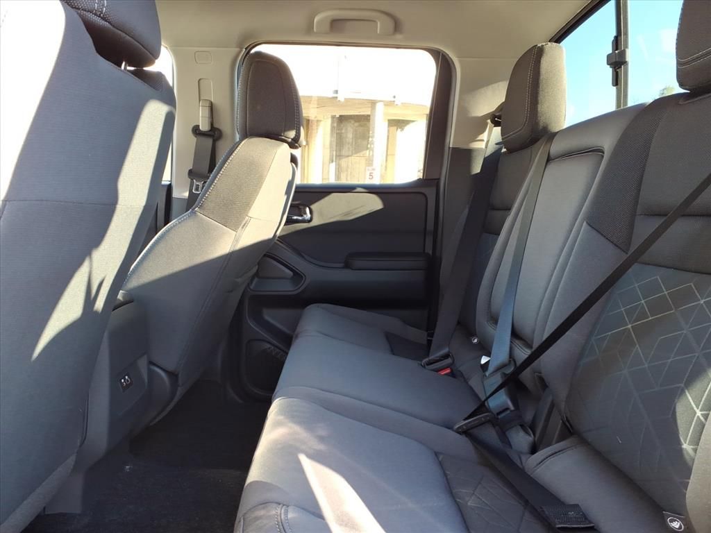 2026 Nissan Frontier SV - Photo 10