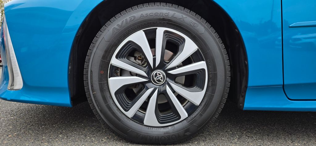 2017 Toyota Prius Prime Plus