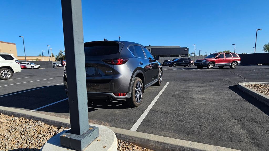 Thumbnail: 2018 Mazda CX-5 - 5