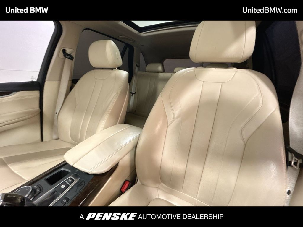 Thumbnail: 2015 BMW X5 - 13