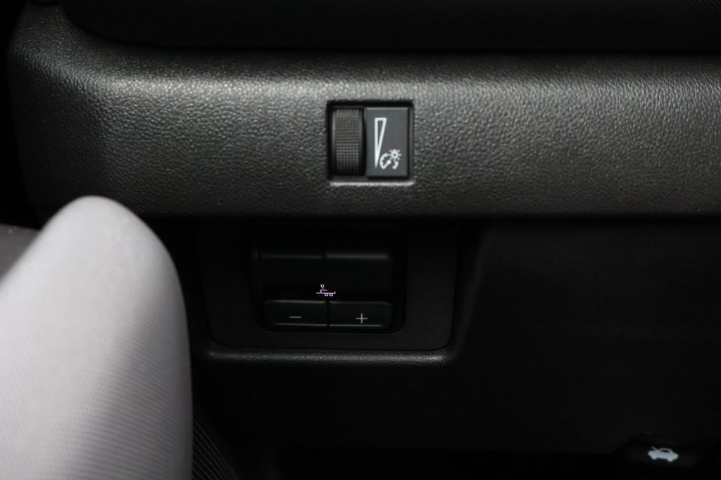 2023 Chevrolet Colorado Z71 32