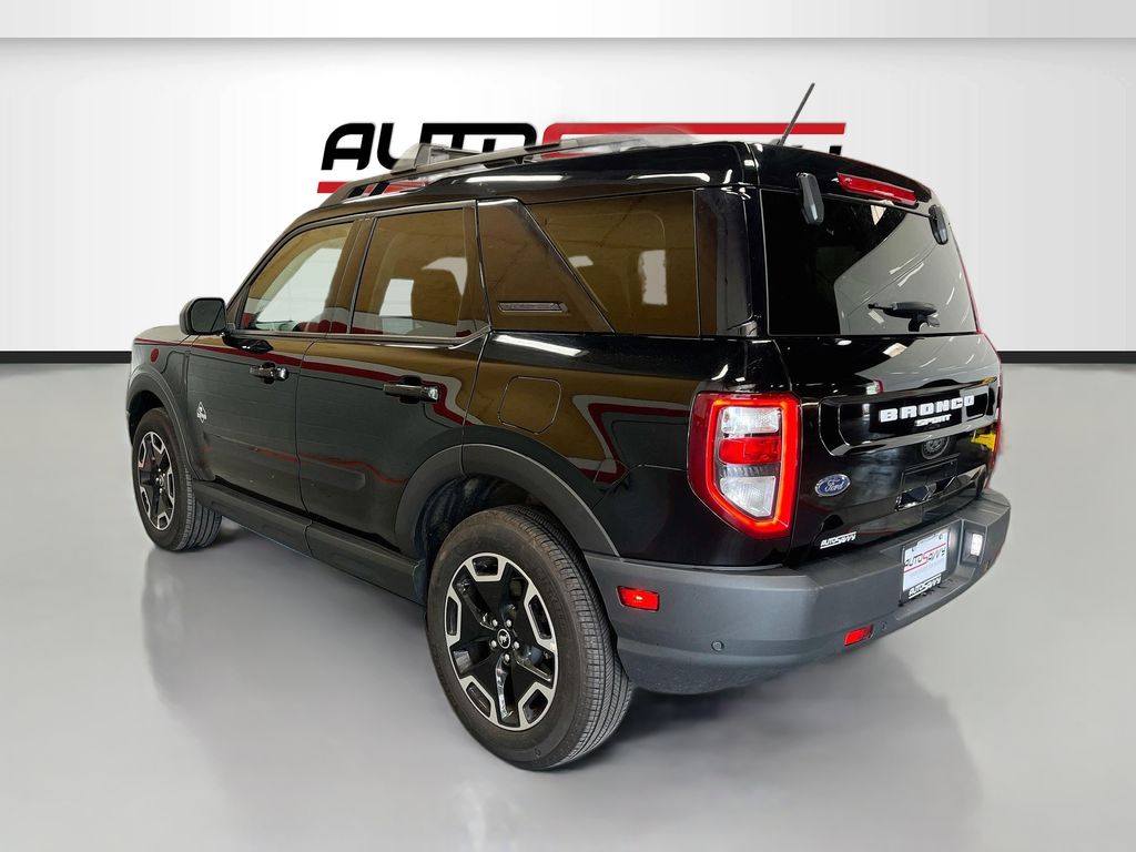 Used 2024 Shadow Black Ford Outer Banks image 5