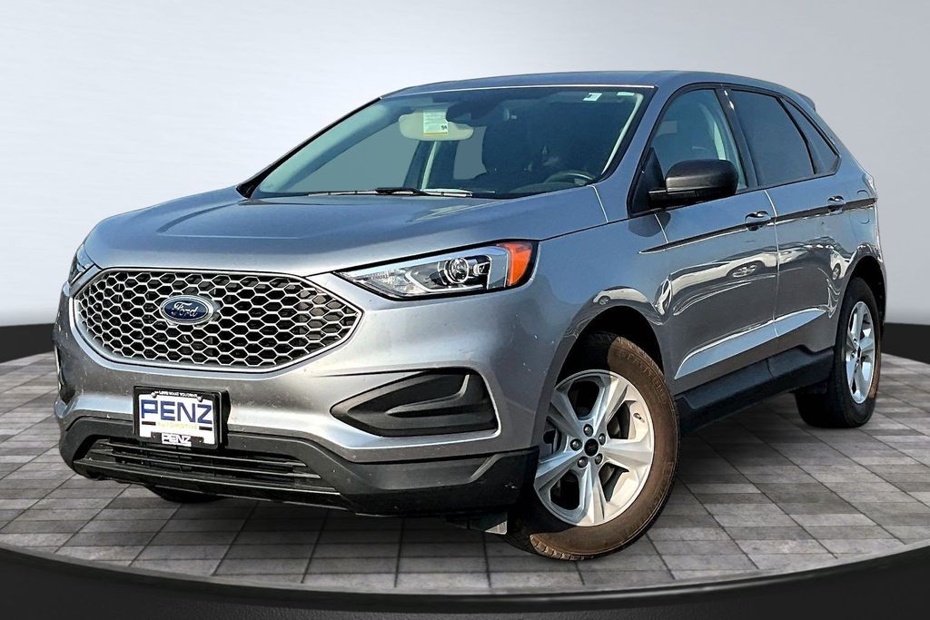 Iconic Silver Metallic 2023 Ford Edge SUV / Crossover All-Wheel Drive 8-Speed Automatic