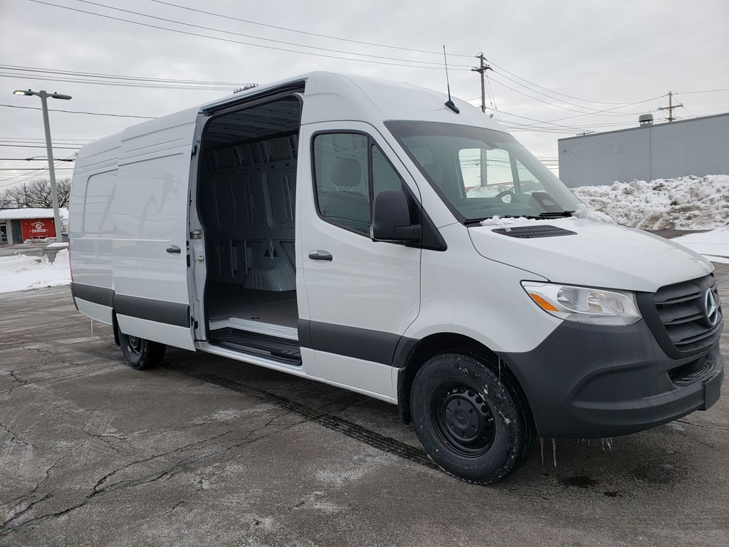 Thumbnail: 2026 Mercedes-Benz Sprinter - 12