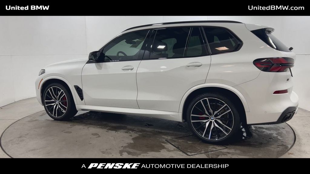 2025 BMW X5 M60i 6