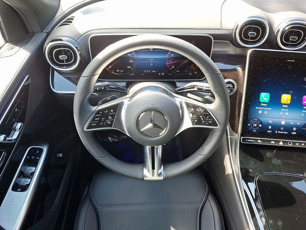 Thumbnail: 2025 Mercedes-Benz GLC - 7