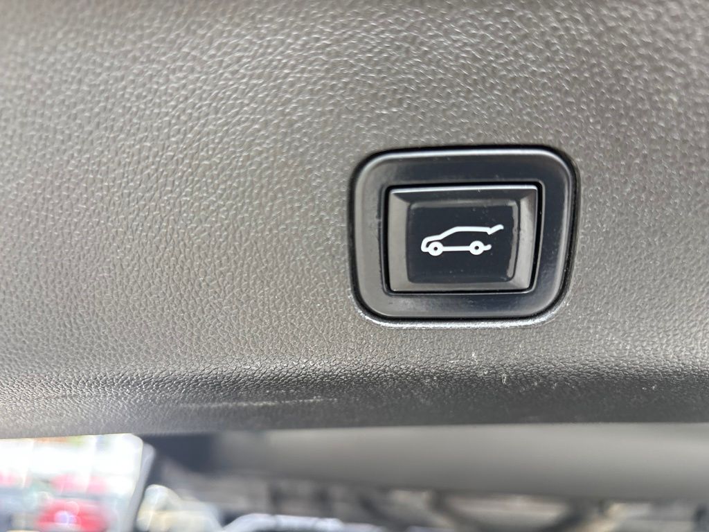 Used 2022 Chevrolet Suburban SUV