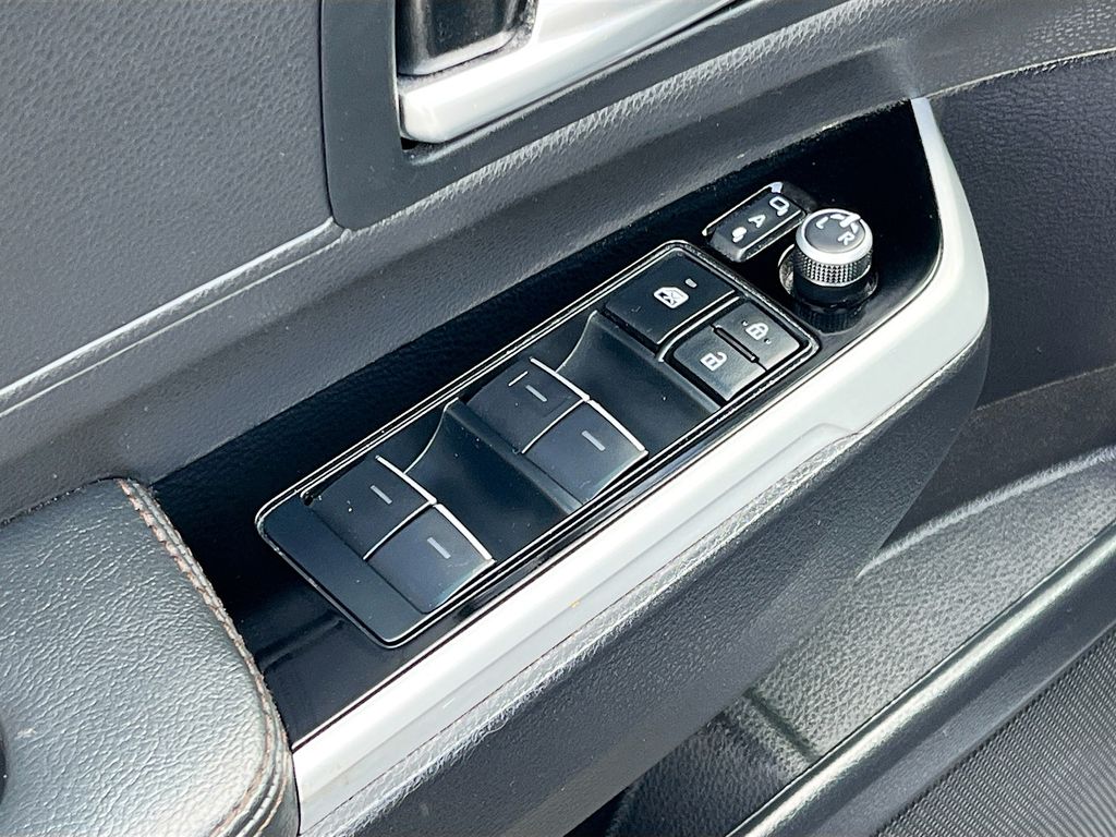 Used 2025 Magnetic Gray Metallic Toyota Platinum image 18