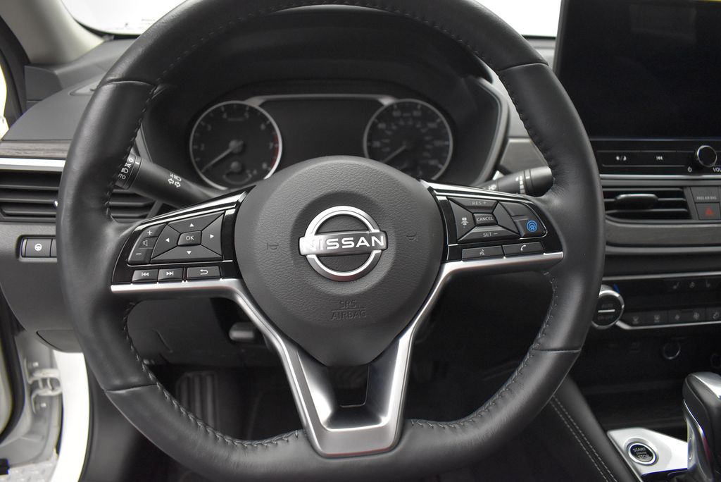 Thumbnail: 2023 Nissan Altima - 20