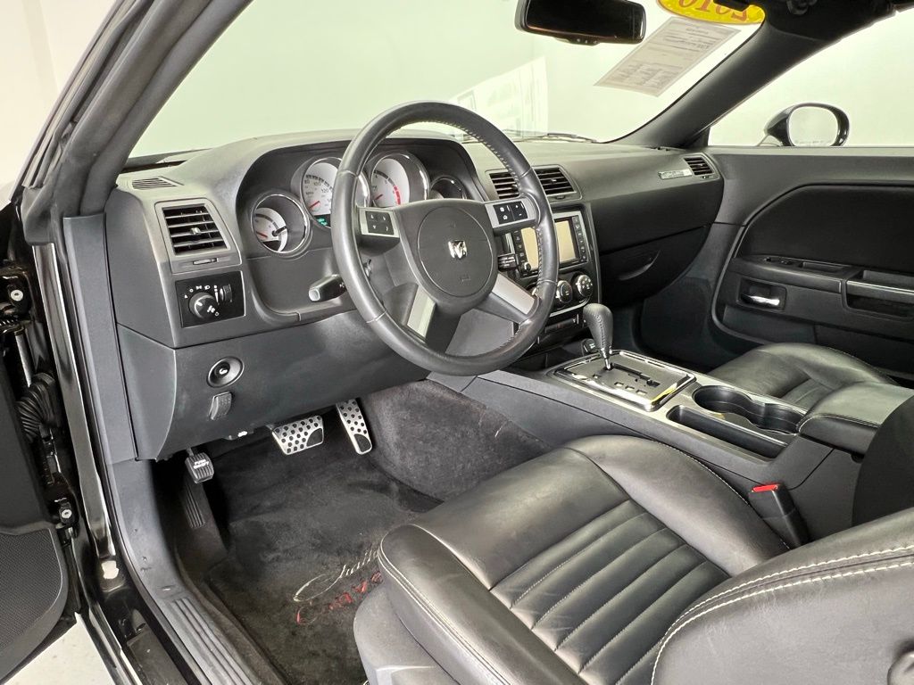 Thumbnail: 2010 Dodge Challenger - 4