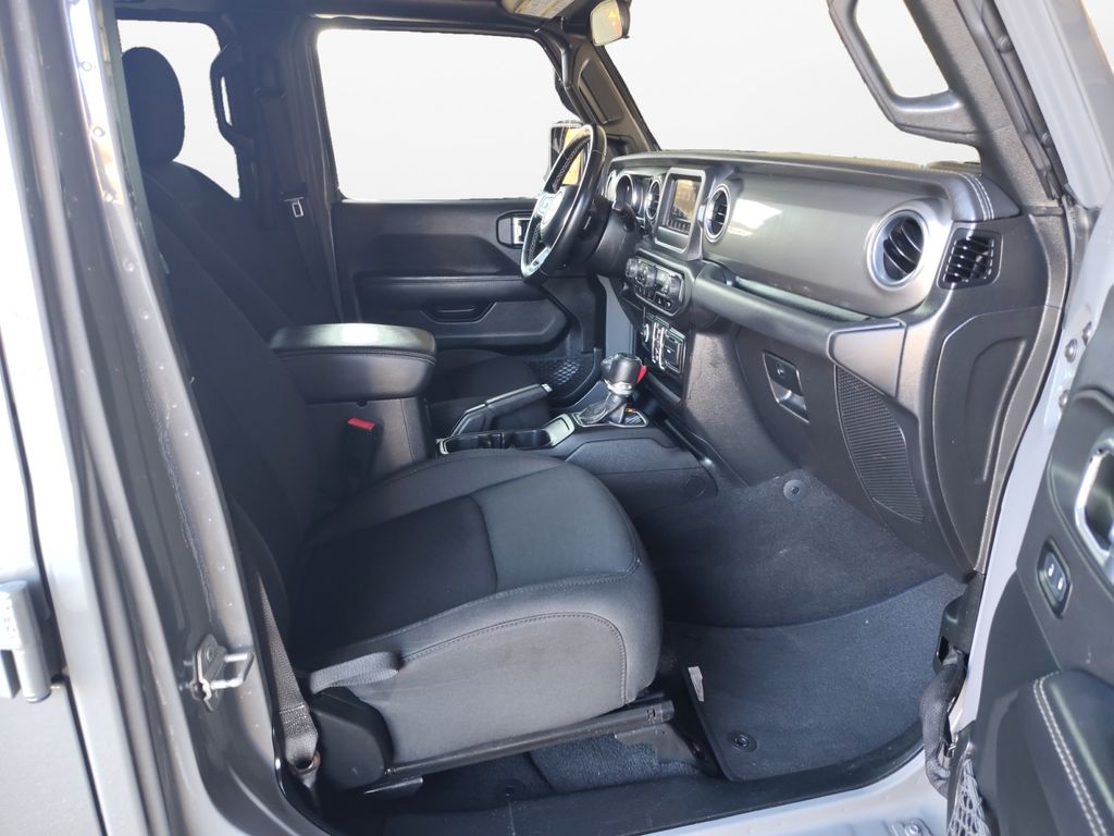 Used Car 2021 Jeep Wrangler  Unlimited Sahara For Sale Under $30,000 In Austin, Texas