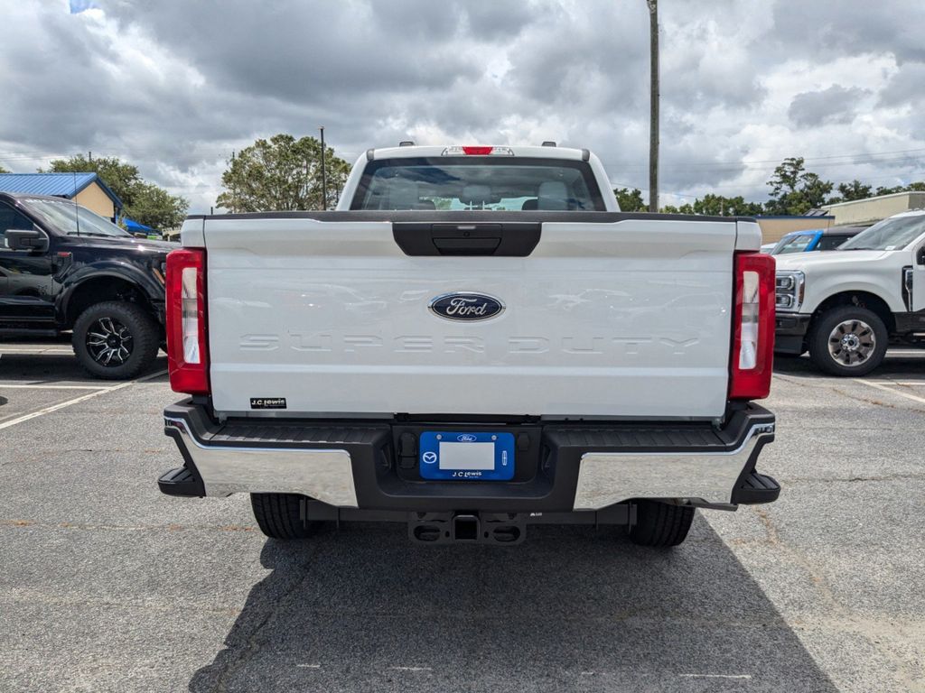 2025 Ford F-250 Super Duty XL