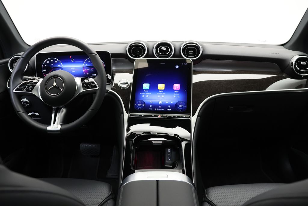 Thumbnail: 2026 Mercedes-Benz GLC - 17