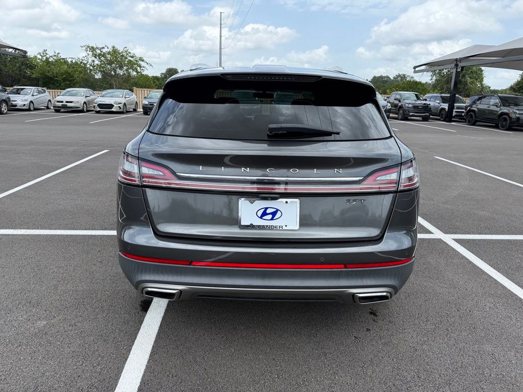 Thumbnail: 2019 Lincoln Nautilus - 6