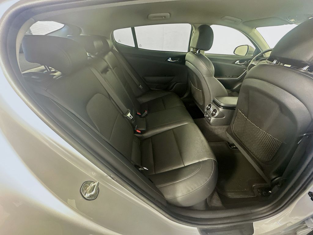 Thumbnail: 2018 Kia Stinger - 26