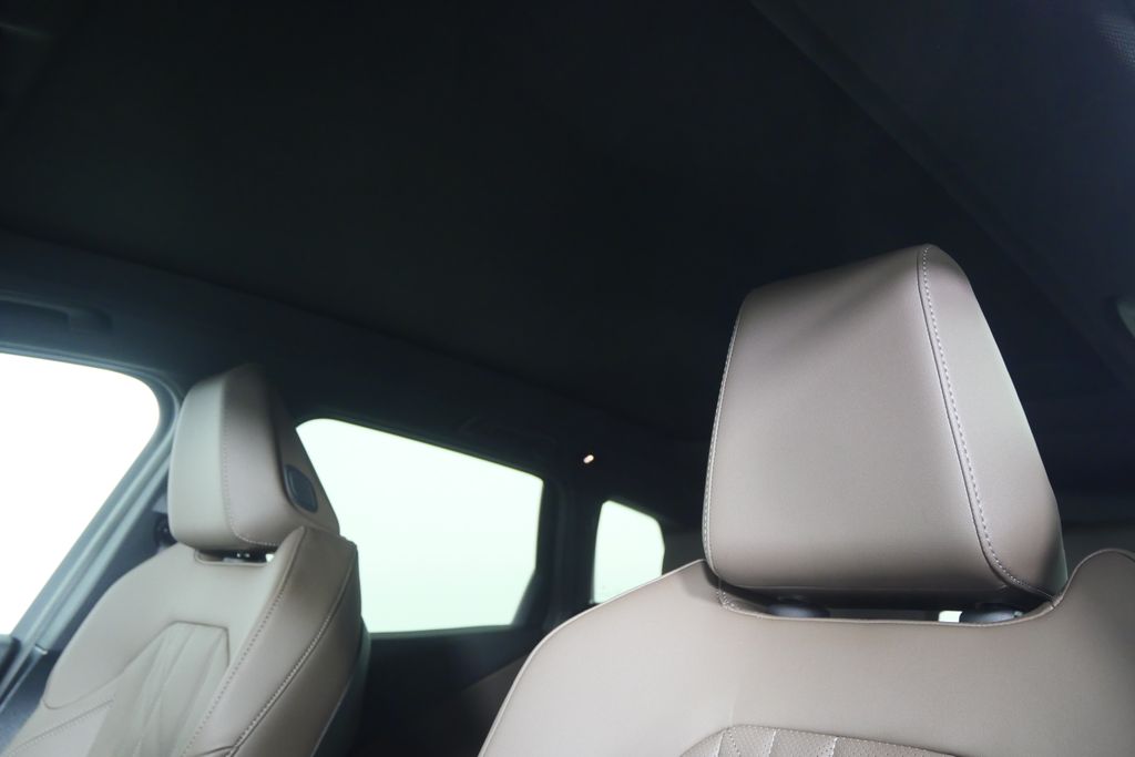 Thumbnail: 2026 BMW X3 - 11