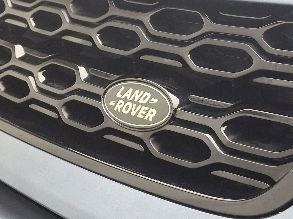 Thumbnail: 2020 Land Rover Discovery Sport - 31