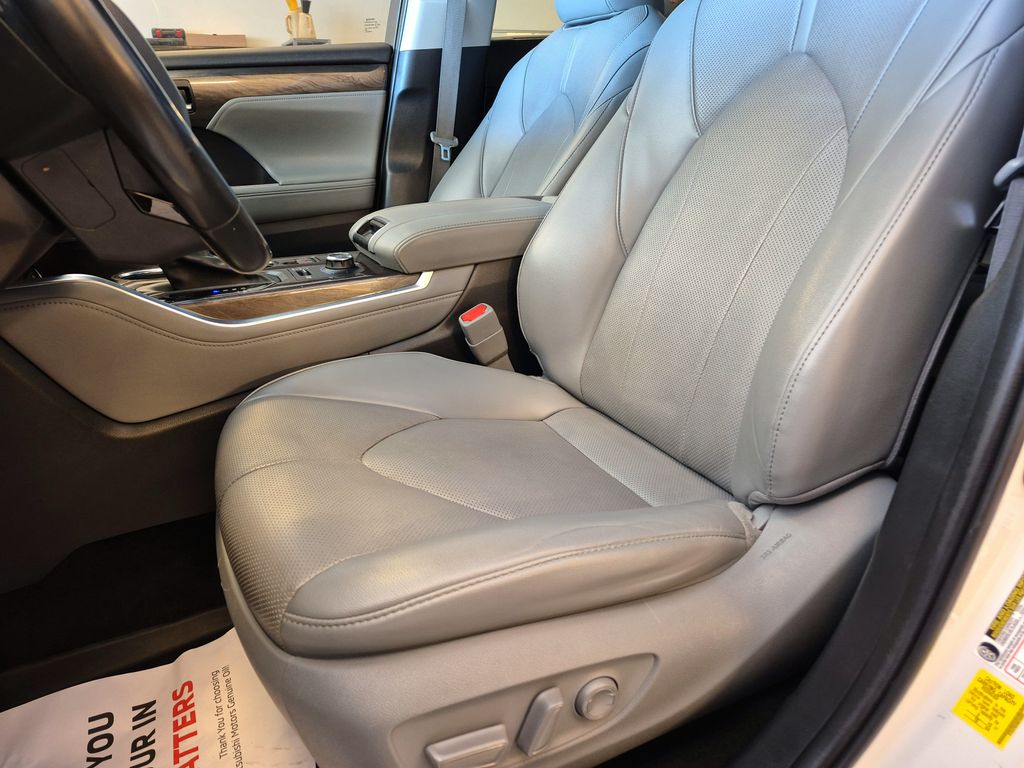 2022 Toyota Highlander Limited Beige at Don McGill Toyota