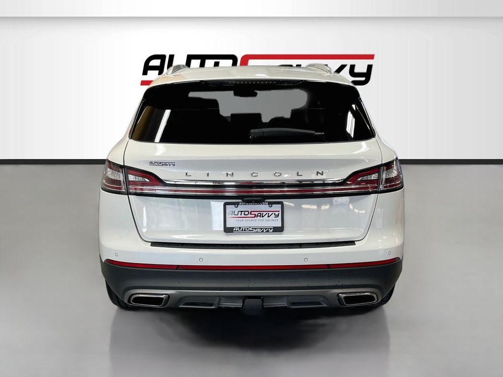 Used 2023 White Metallic Lincoln Reserve image 6