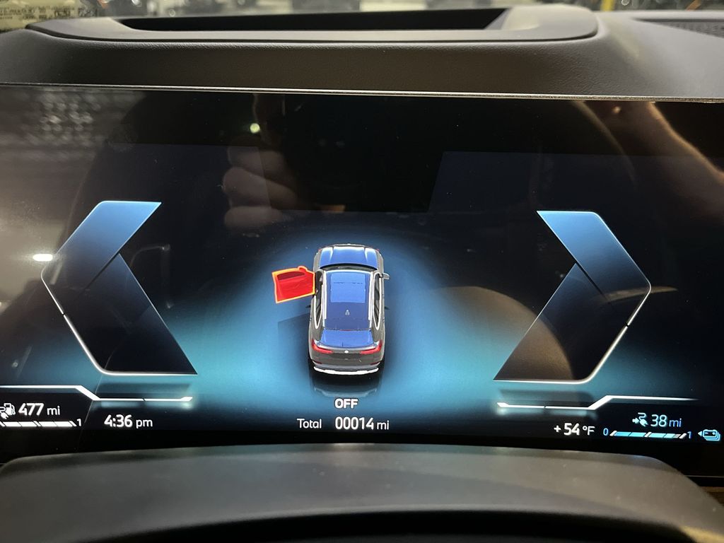 Thumbnail: 2026 BMW X5 - 15