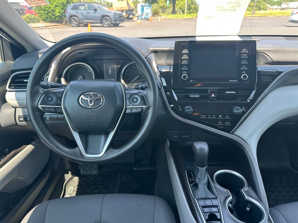 2021 Toyota Camry Hybrid LE