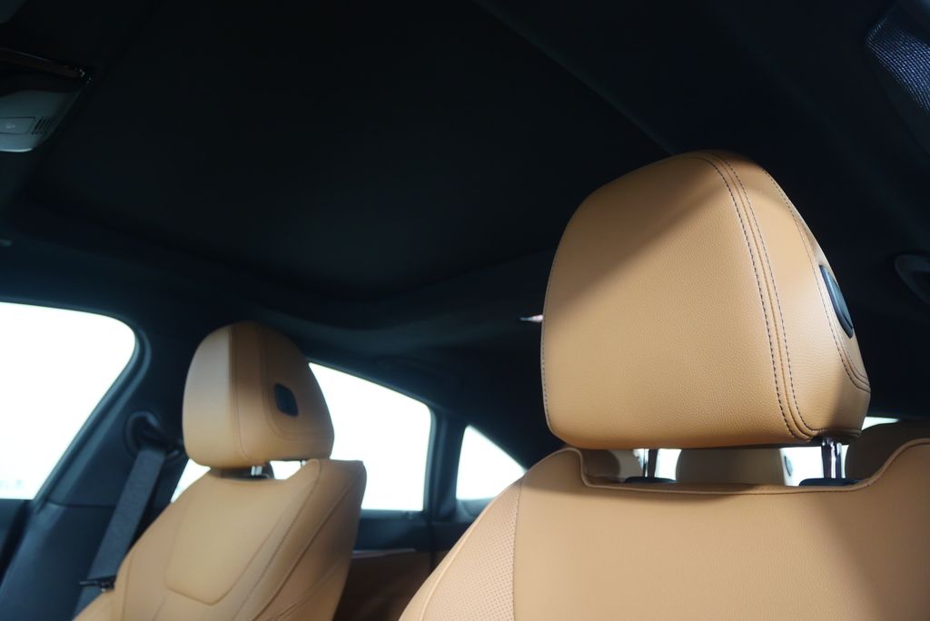 Thumbnail: 2026 BMW 4 Series - 11