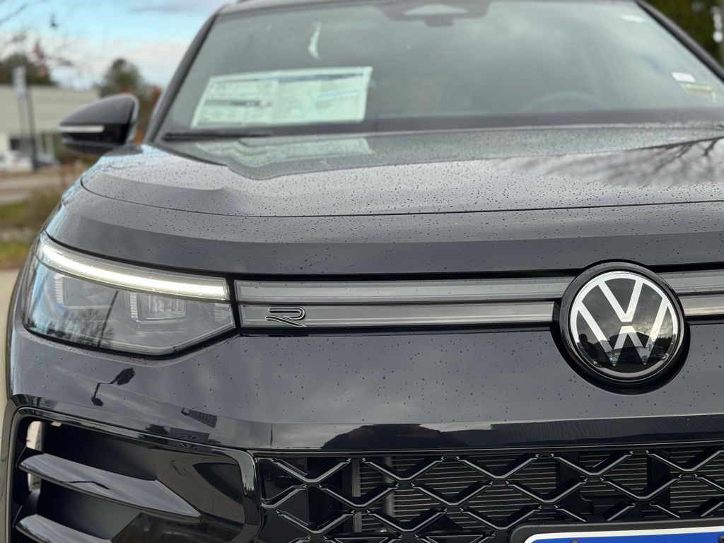 New 2026 Black Volkswagen 2.0T SE R-Line Black image 3