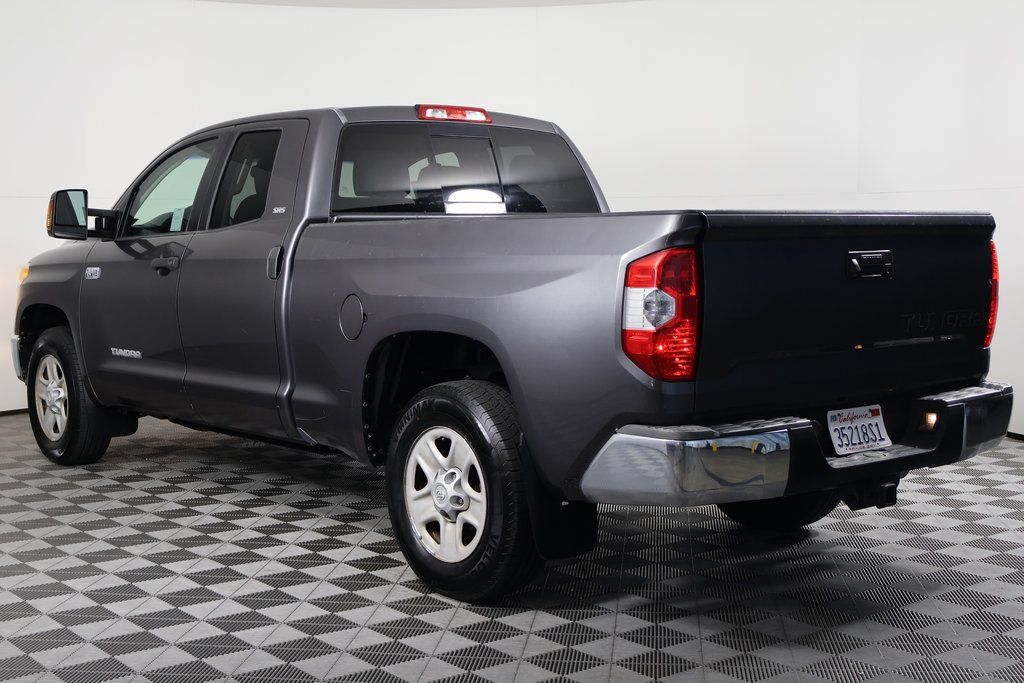 Thumbnail: 2015 Toyota Tundra - 6