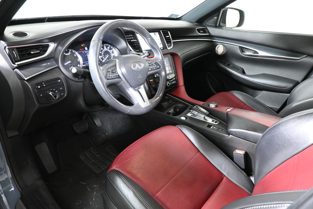 Thumbnail: 2023 INFINITI QX50 - 4