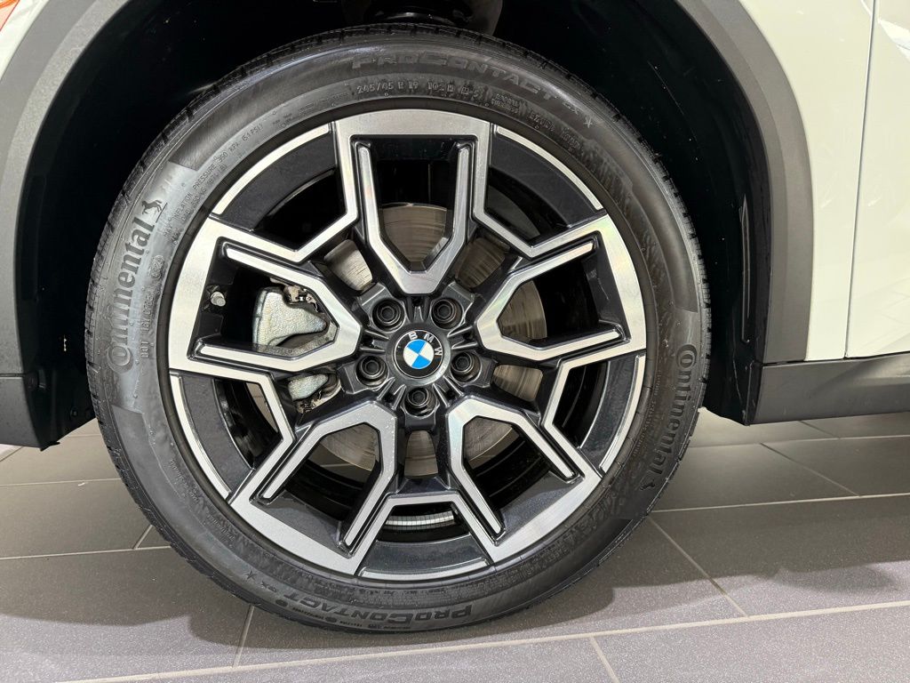 Thumbnail: 2025 BMW X2 - 9