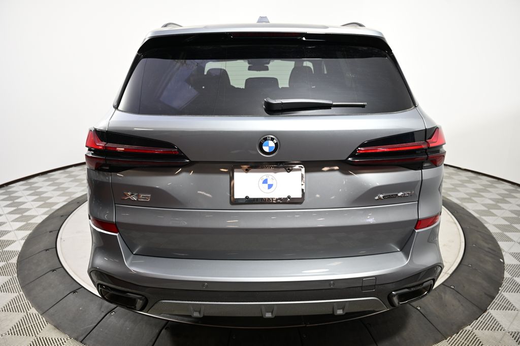 Thumbnail: 2026 BMW X5 - 4