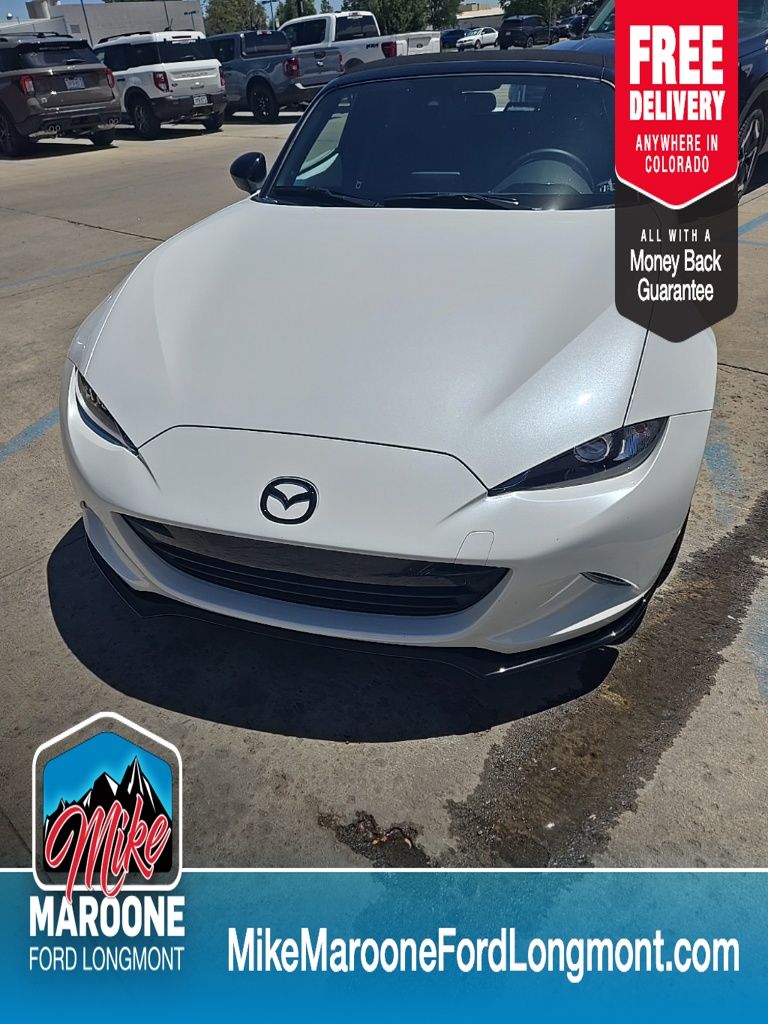 Snowflake White Pearl Mica 2023 Mazda MX-5 Miata Convertible Rear-Wheel Drive 6-Speed Manual