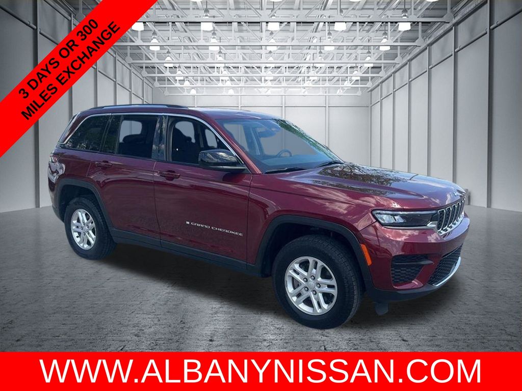 2023 Jeep Grand Cherokee Laredo
