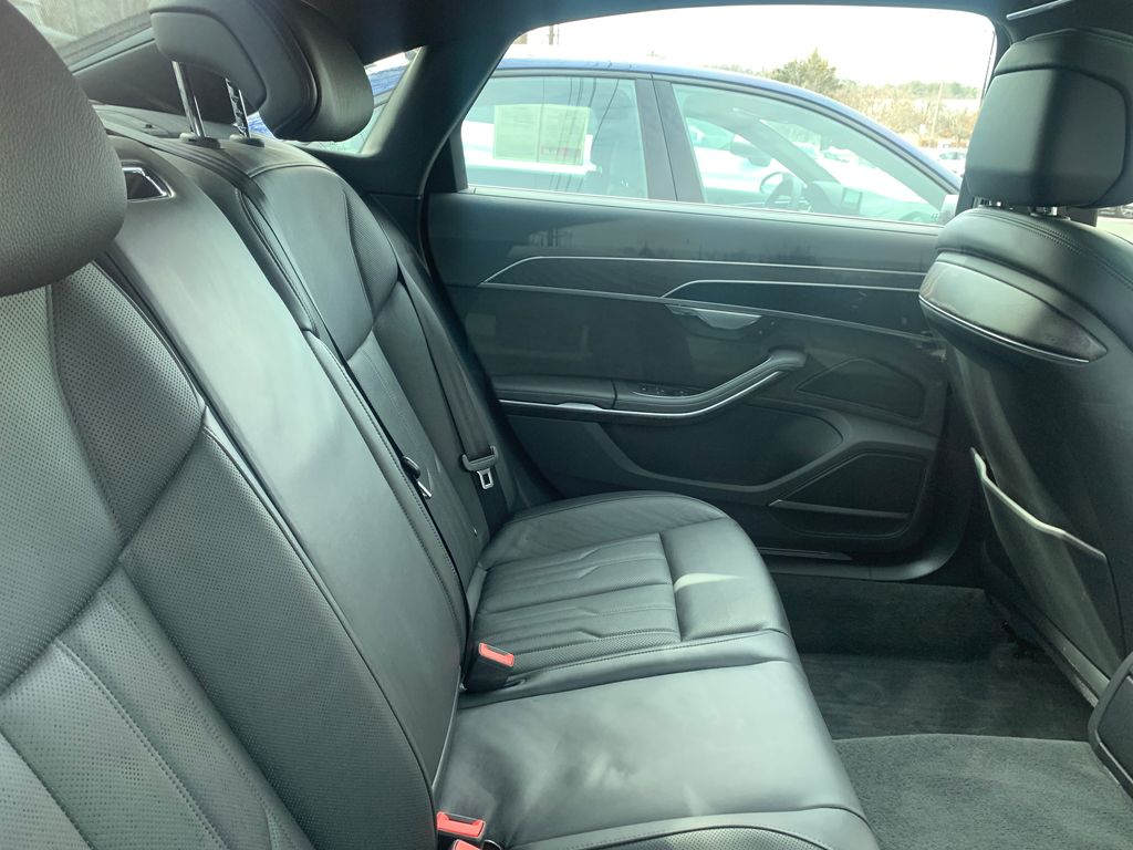 Thumbnail: 2021 Audi A8 - 9