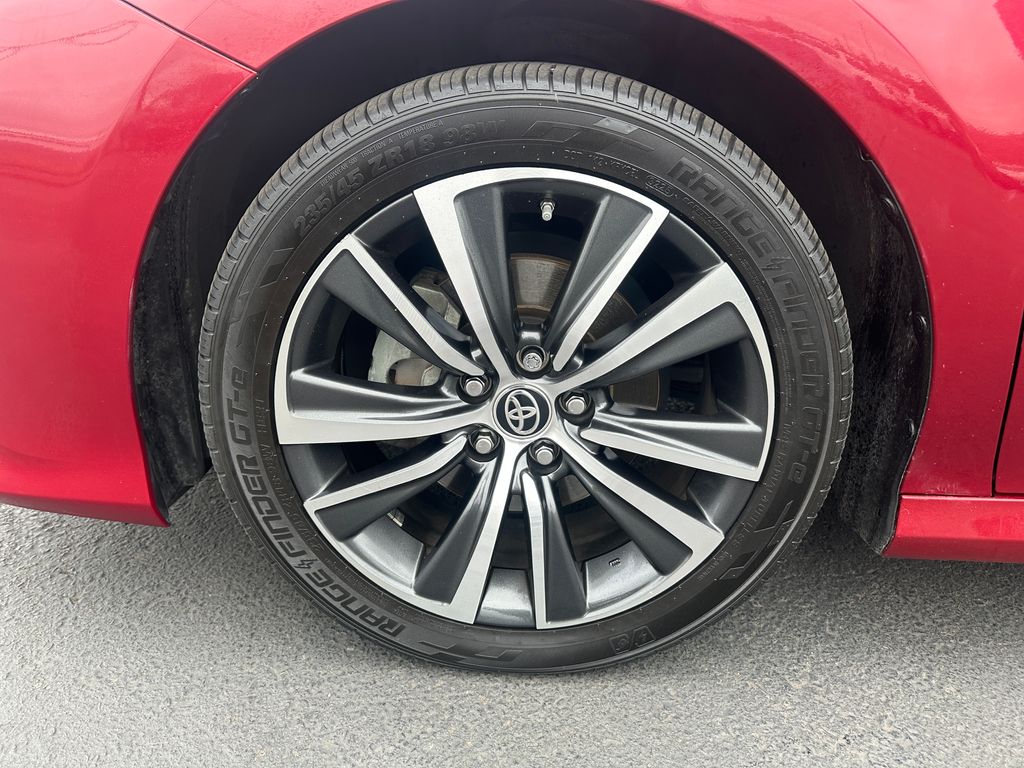 2018 Toyota Camry Hybrid XLE