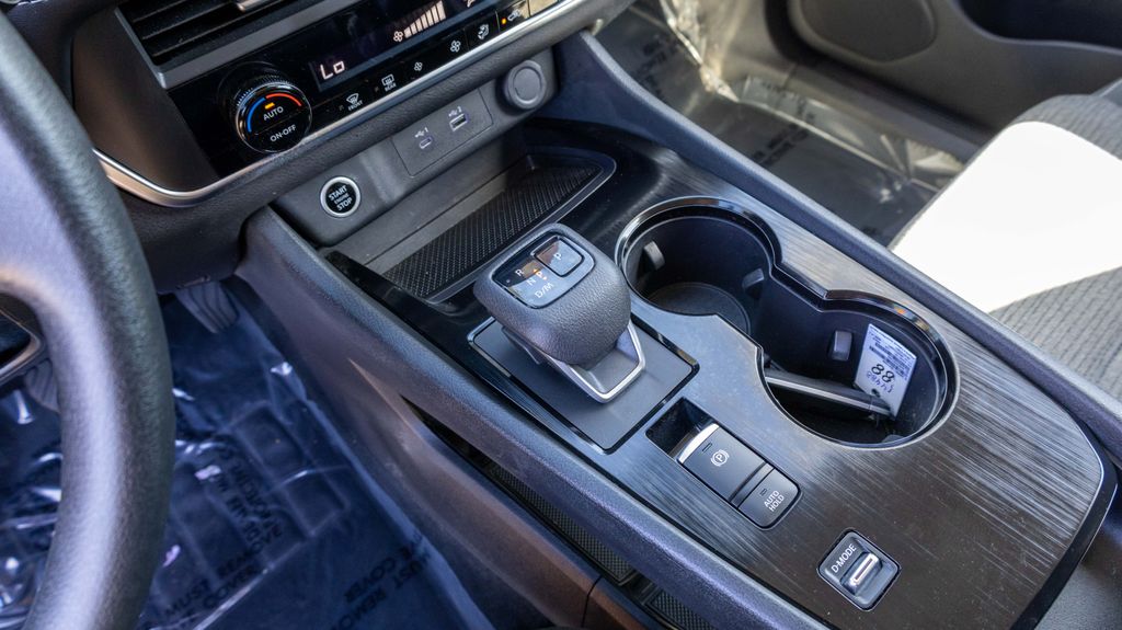 Used 2023 Nissan Rogue SV 4D Sport Utility