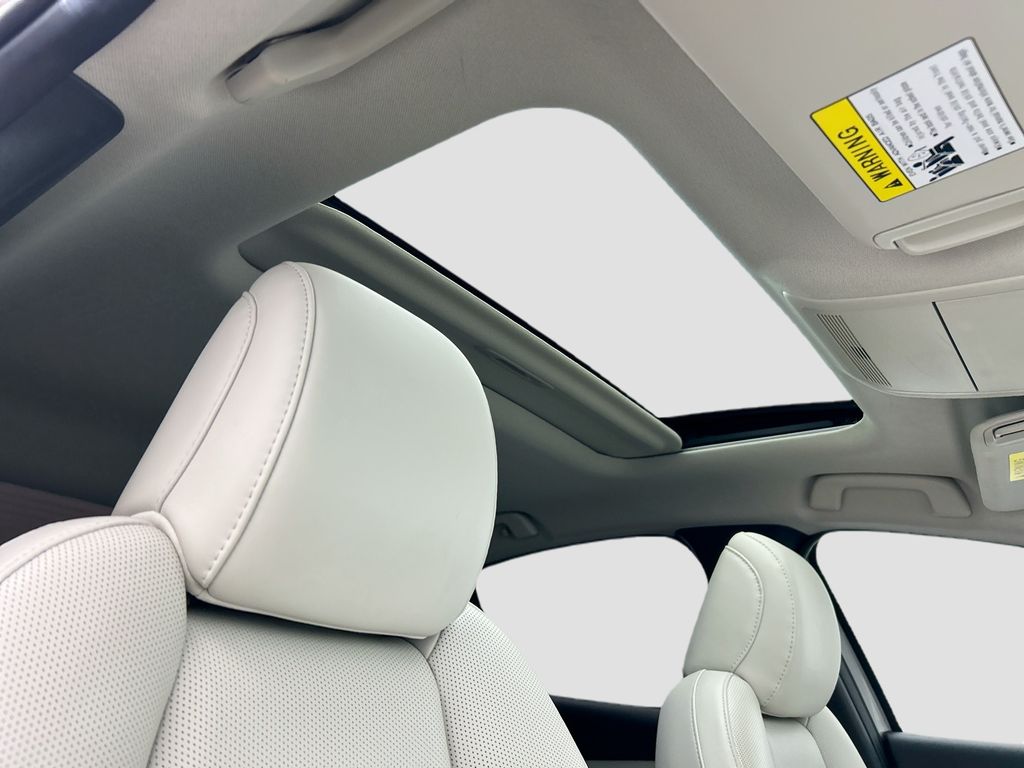 Thumbnail: 2022 Mazda Mazda3 - 17