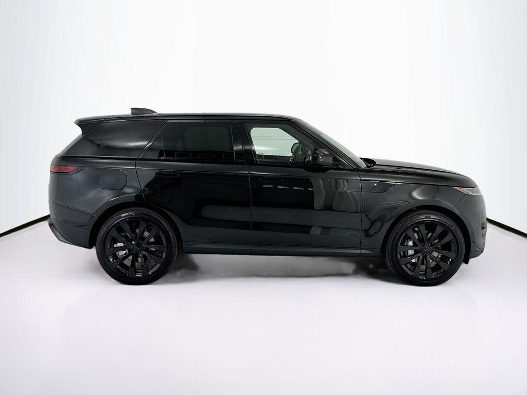 Thumbnail: 2026 Land Rover Range Rover Sport - 4