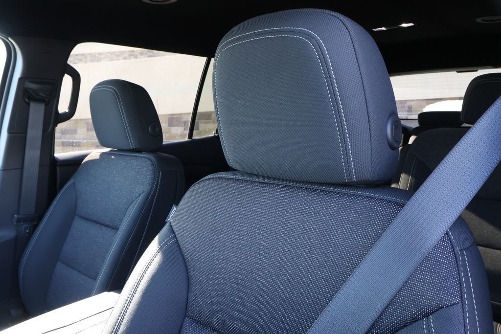 Thumbnail: 2026 Chevrolet Traverse - 15