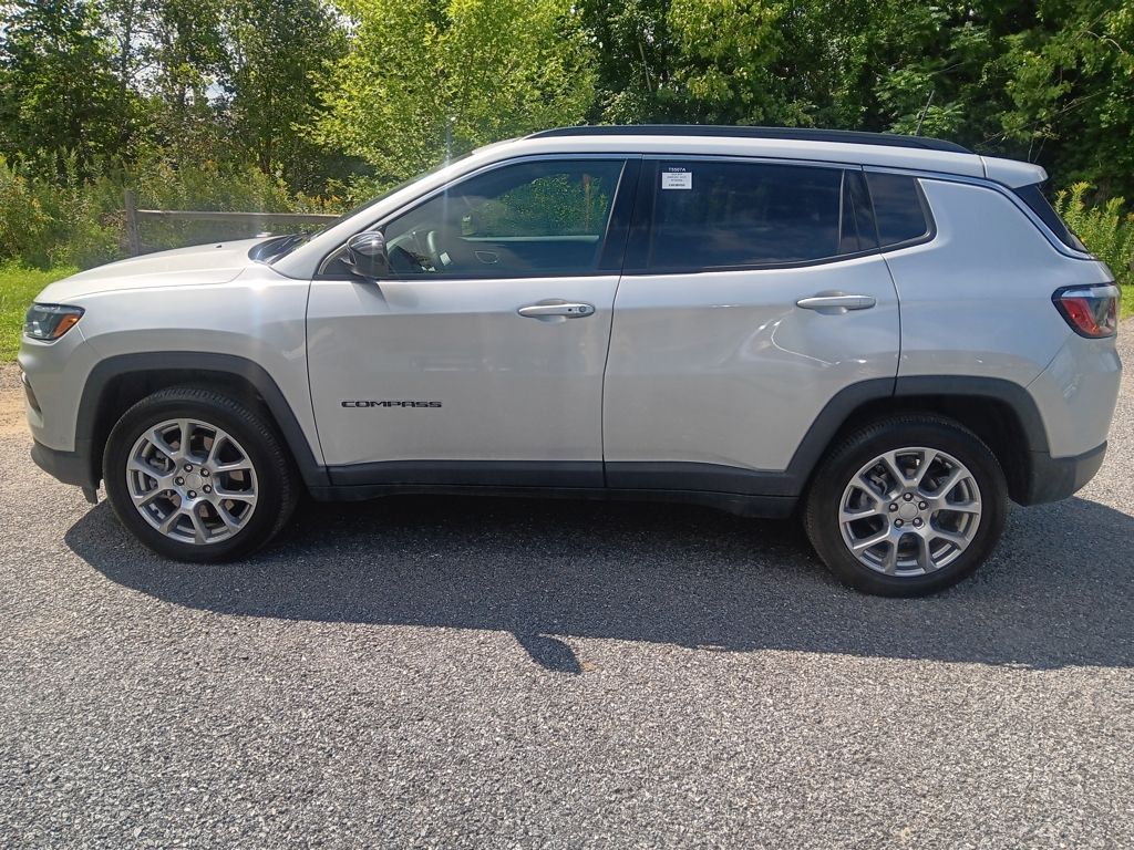 Used 2024 Jeep Compass SUV