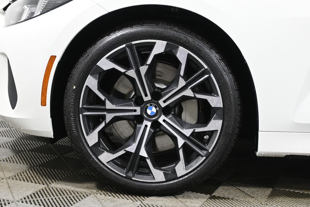 Thumbnail: 2026 BMW 4 Series - 12